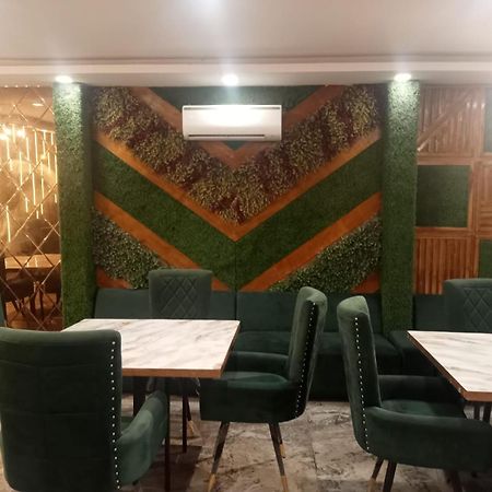 Ceremony Hotel And Banquets Faridabad Εξωτερικό φωτογραφία